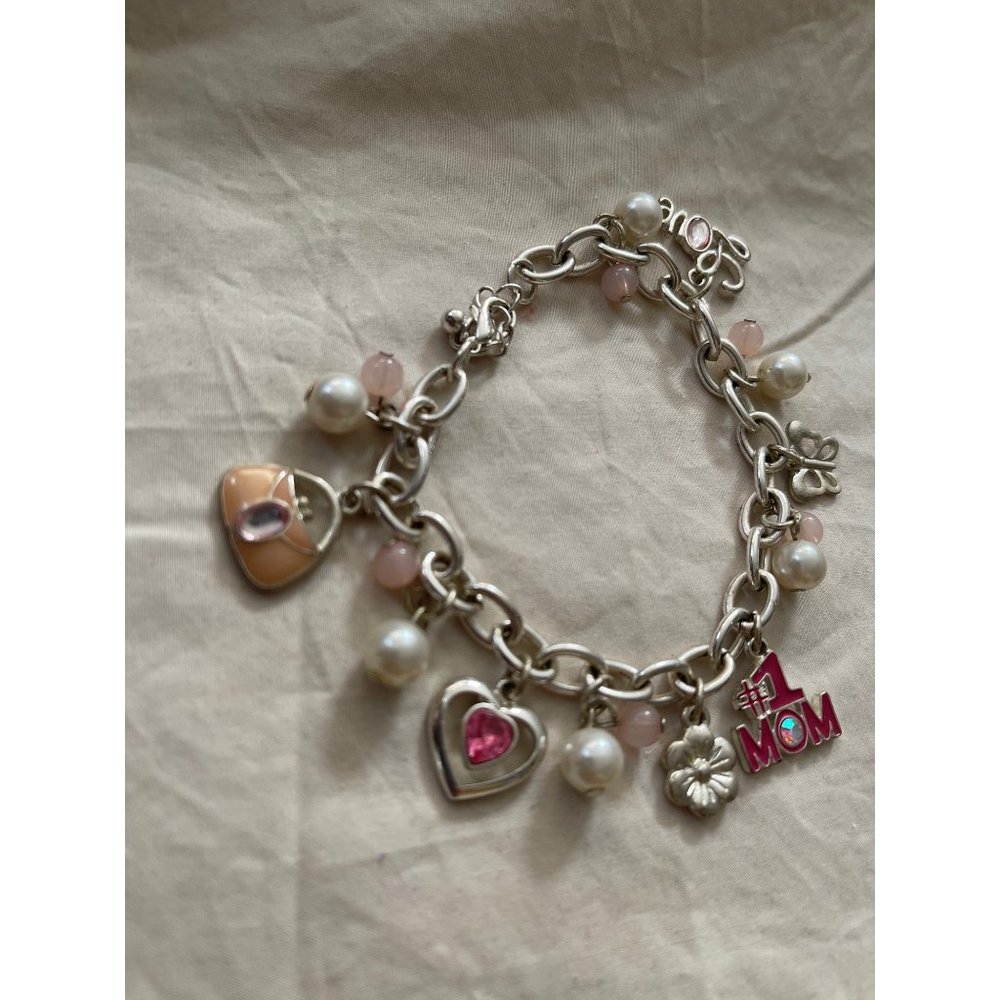 #1 Mom Silver Tone Pink/White Chain Link Charm Bracelet - Picture 3 of 13